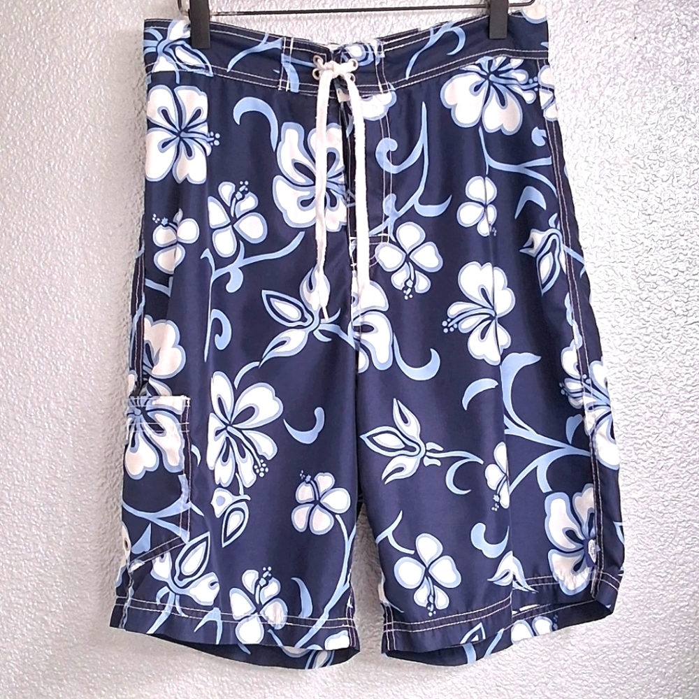 Sideout Blue & White Board Shorts   Size 31